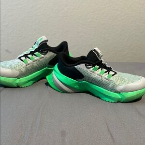 Stylish Green and Black Athletic Shoes